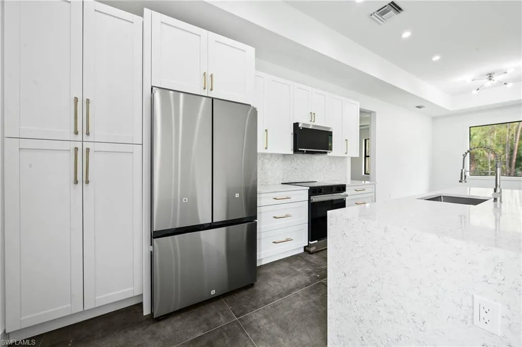 3324 27th AVE, Naples, FL 34120,225056221
