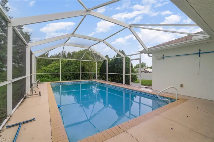 3213  22nd SW ST, Lehigh Acres, FL 33976