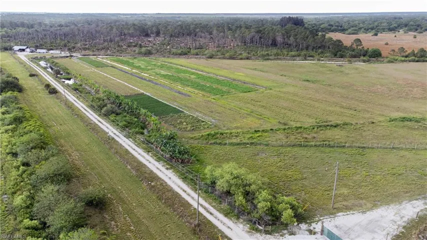 2521  Christopher  LN, Clewiston, FL 33440