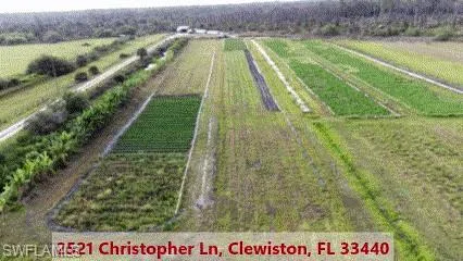 2521  Christopher  LN, Clewiston, FL 33440