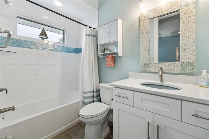 2nd Bedroom/Ensuite
