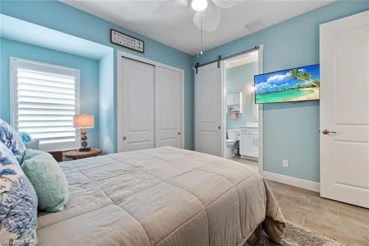 2nd Bedroom/Ensuite