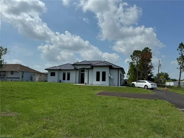 2806  45TH NE AVE, Naples, FL 34120