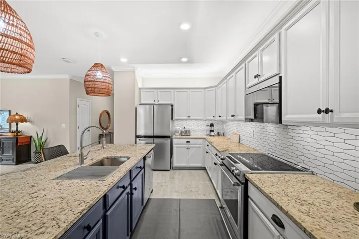 19545 Utopia Ln, Estero, Florida 33928