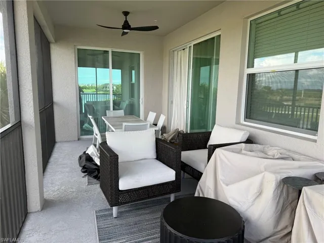 Screened in lanai