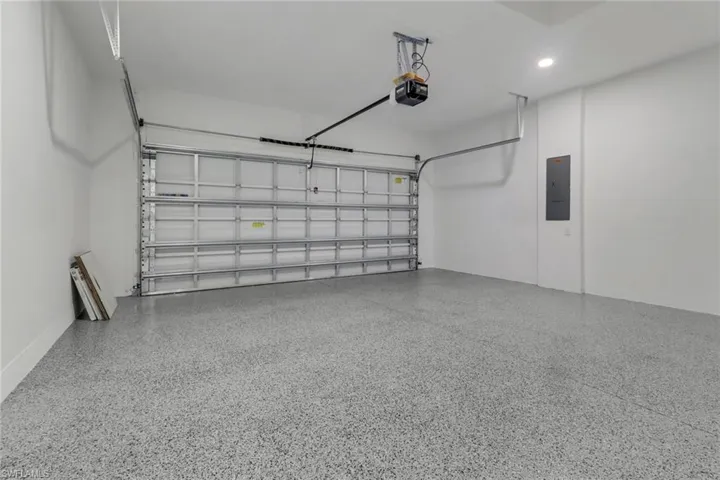 4137 E Gator  CIR, Cape Coral, FL 33909