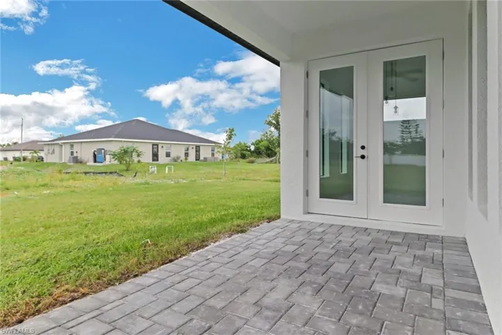 4137 E Gator  CIR, Cape Coral, FL 33909
