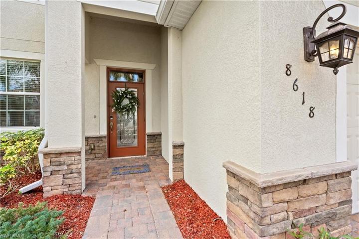 8618  Pegasus  DR, Lehigh Acres, FL 33971