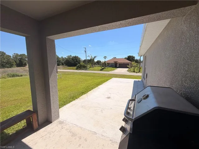 4702 Loraine Ave S, Lehigh Acres, Florida 33976