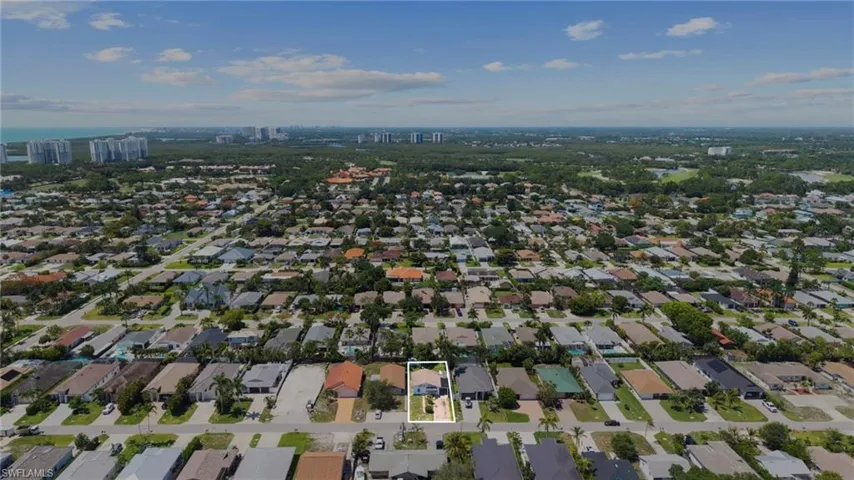 641 105th Ave N, Naples, Florida 34108