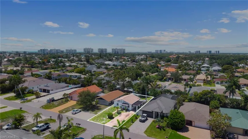 641 105th Ave N, Naples, Florida 34108