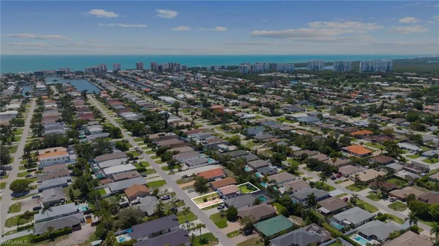641 105th Ave N, Naples, Florida 34108