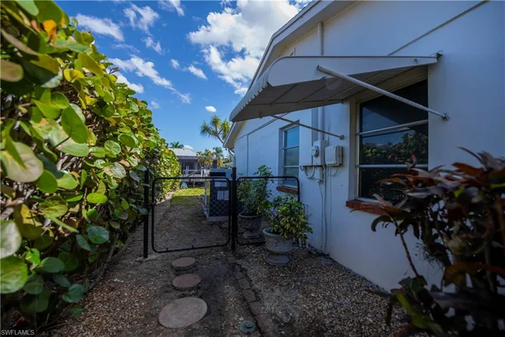 3511 Se 18th Pl, Cape Coral, Florida 33904