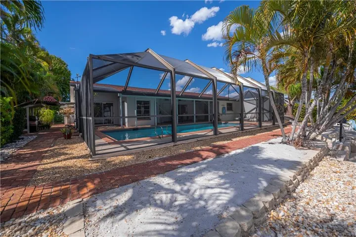 3511 Se 18th Pl, Cape Coral, Florida 33904
