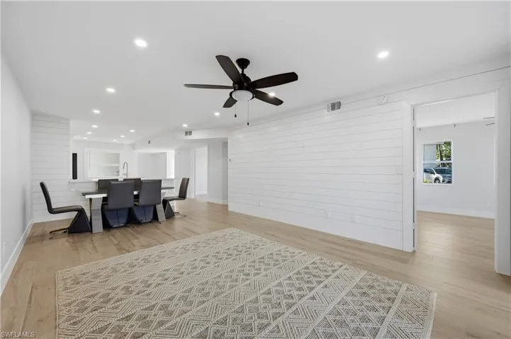 1330 Derbyshire Ct E101, Naples, Florida 34116