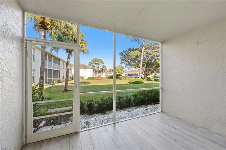 1330 Derbyshire Ct E101, Naples, Florida 34116