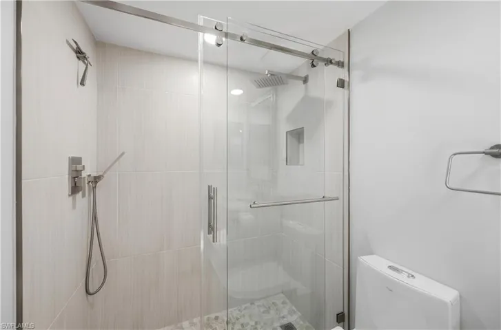 1330 Derbyshire Ct E101, Naples, Florida 34116