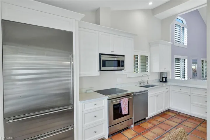 202 Bears Paw Trl 97, Naples, Florida 34105