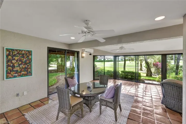 202 Bears Paw Trl 97, Naples, Florida 34105