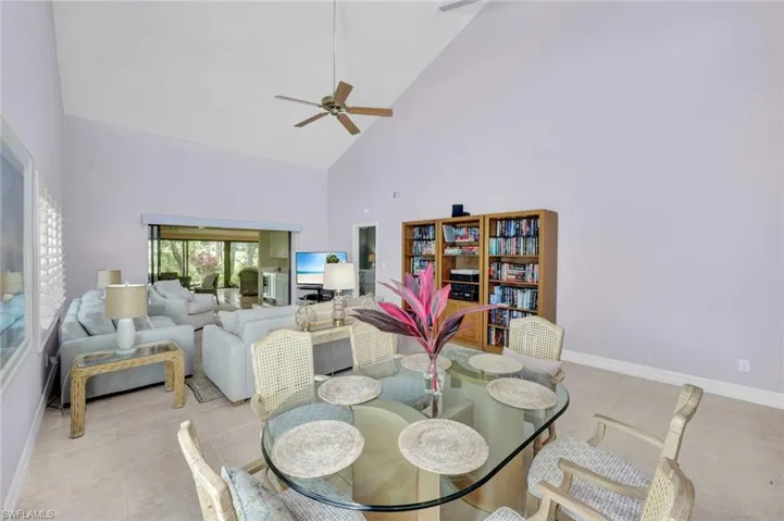 202 Bears Paw Trl 97, Naples, Florida 34105