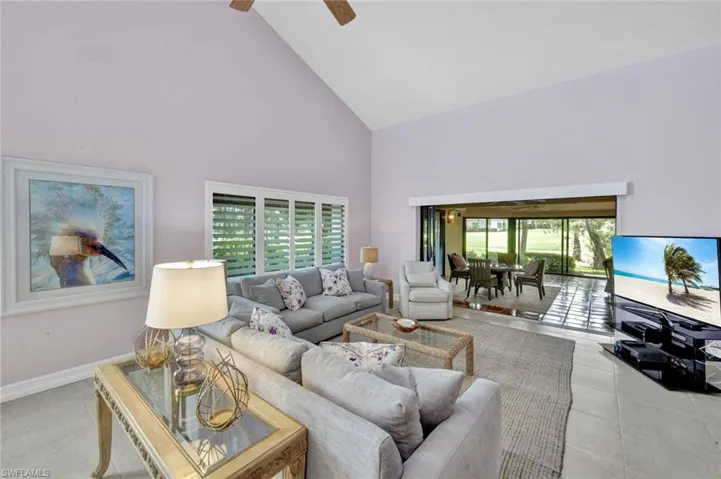 202 Bears Paw Trl 97, Naples, Florida 34105