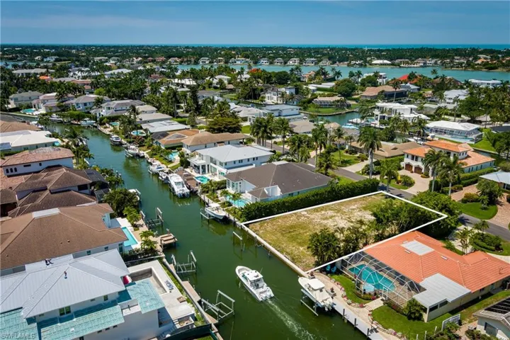2165 Tarpon Rd, Naples, Florida 34102