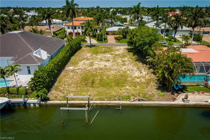 2165 Tarpon Rd, Naples, Florida 34102