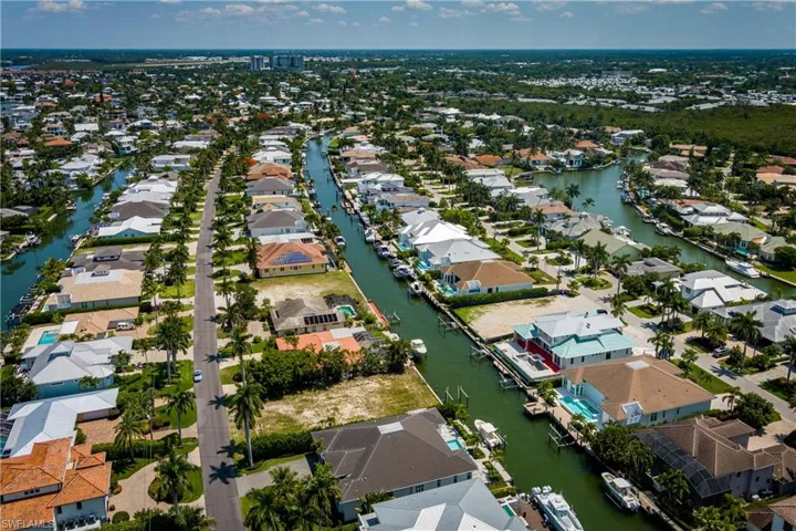2165 Tarpon Rd, Naples, Florida 34102
