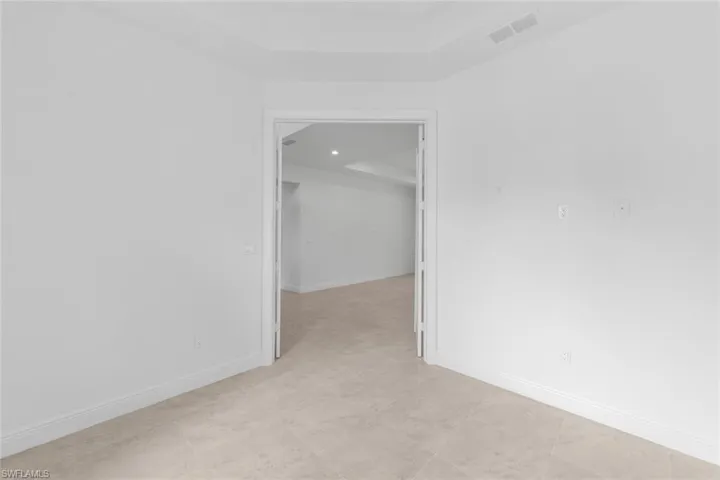 3329  12th SE AVE, Naples, FL 34117