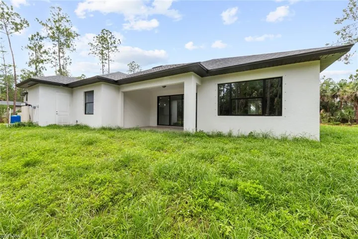 3329  12th SE AVE, Naples, FL 34117