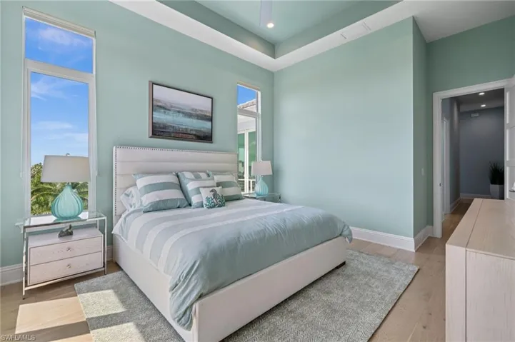 Primary 2/Guest Bedroom