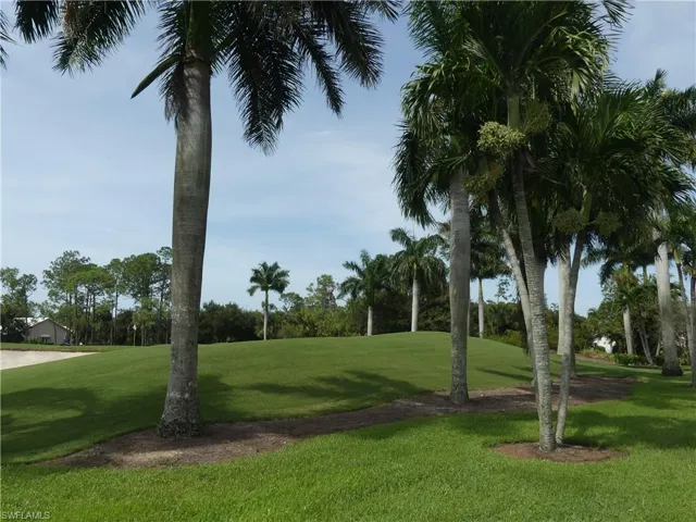 7280  Coventry  CT, Naples, FL 34104