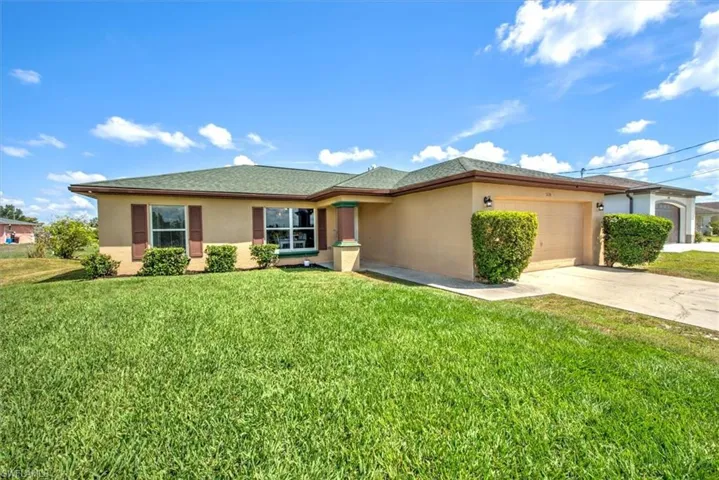 5224  Beecher  ST, Lehigh Acres, FL 33971