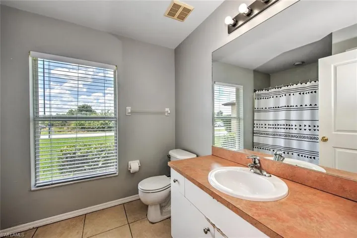 5224  Beecher  ST, Lehigh Acres, FL 33971