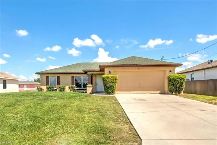 5224  Beecher  ST, Lehigh Acres, FL 33971