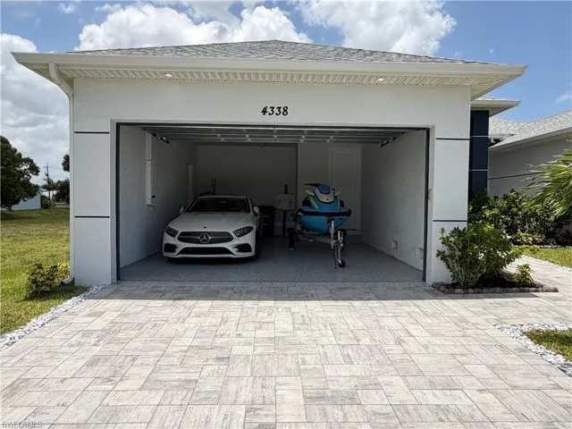 4338 Nw 31st Ter, Cape Coral, Florida 33993