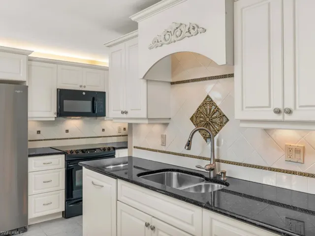 KITCHEN with GRANITE COUNTERTOPS