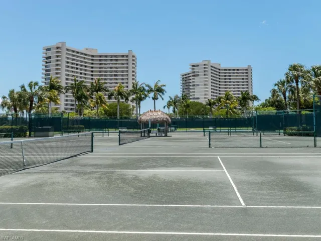 TENNIS