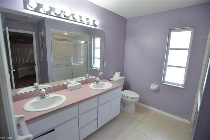 Master bathroom with walk in shower.