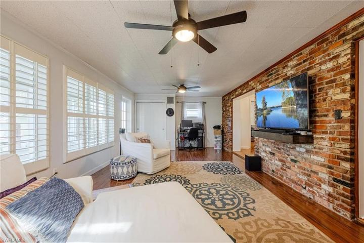 250 E Circle DR, CLEWISTON FL 33440