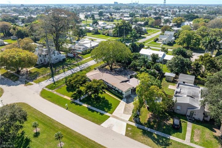 250 E Circle DR, CLEWISTON FL 33440