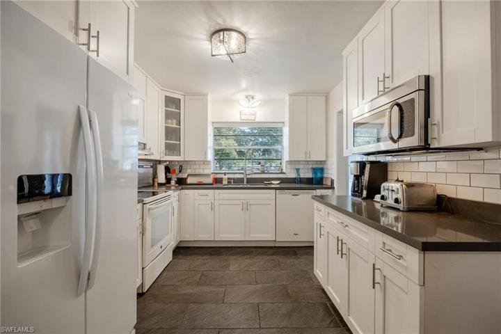 250 E Circle DR, CLEWISTON FL 33440