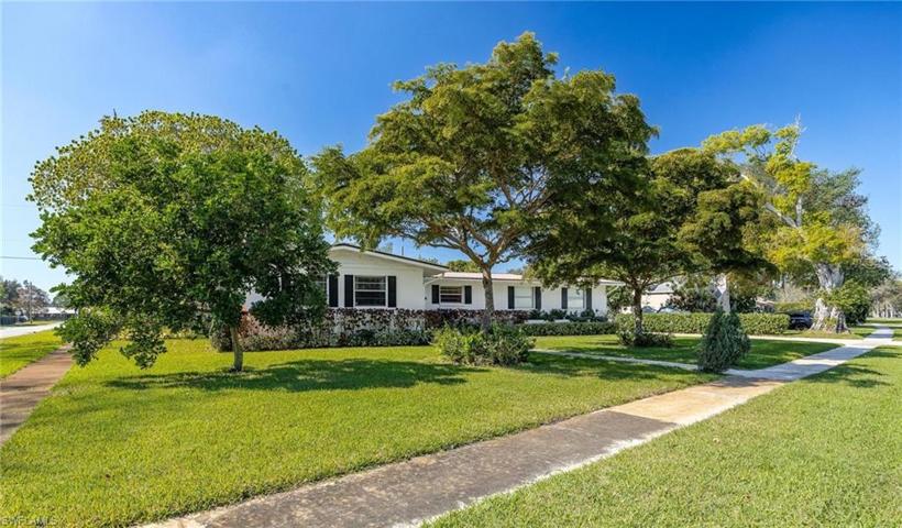 250 E Circle DR, CLEWISTON FL 33440