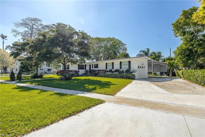 250 E Circle DR, CLEWISTON FL 33440