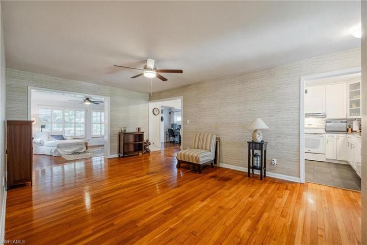 250 E Circle DR, CLEWISTON FL 33440