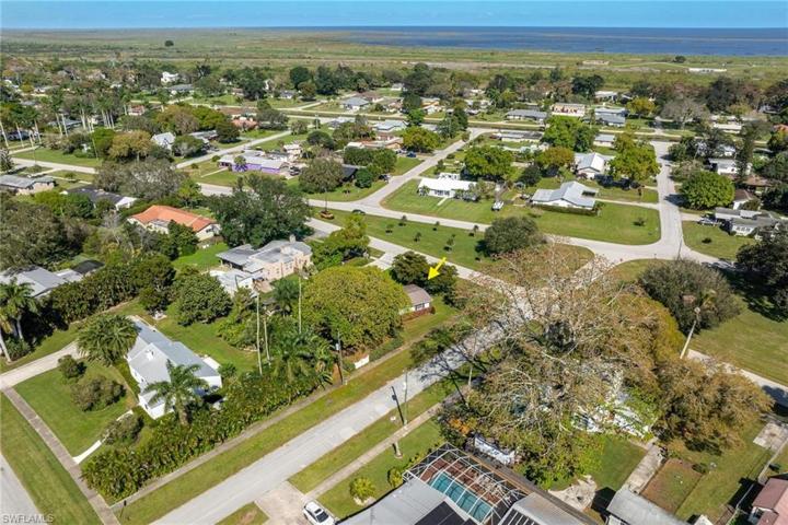 250 E Circle DR, CLEWISTON FL 33440