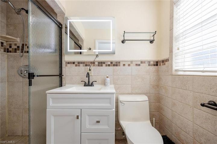 250 E Circle DR, CLEWISTON FL 33440
