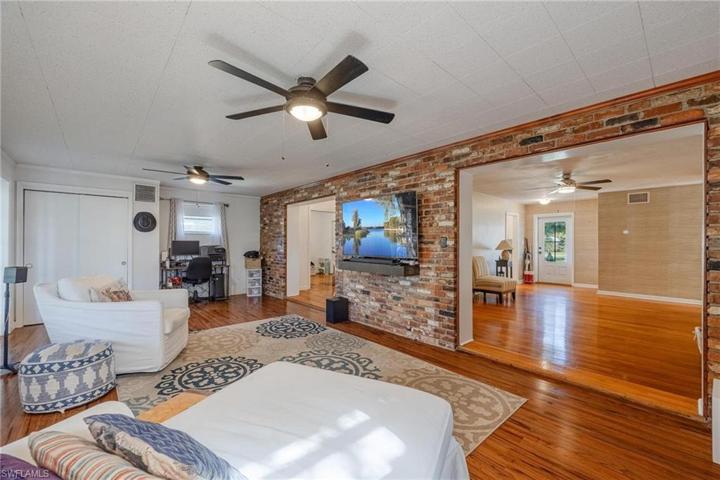 250 E Circle DR, CLEWISTON FL 33440