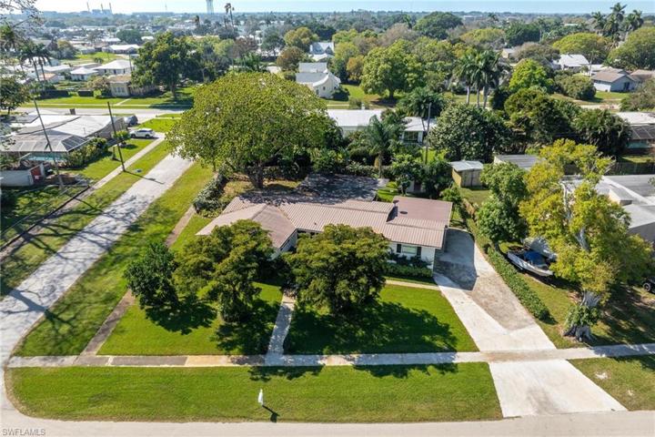 250 E Circle DR, CLEWISTON FL 33440