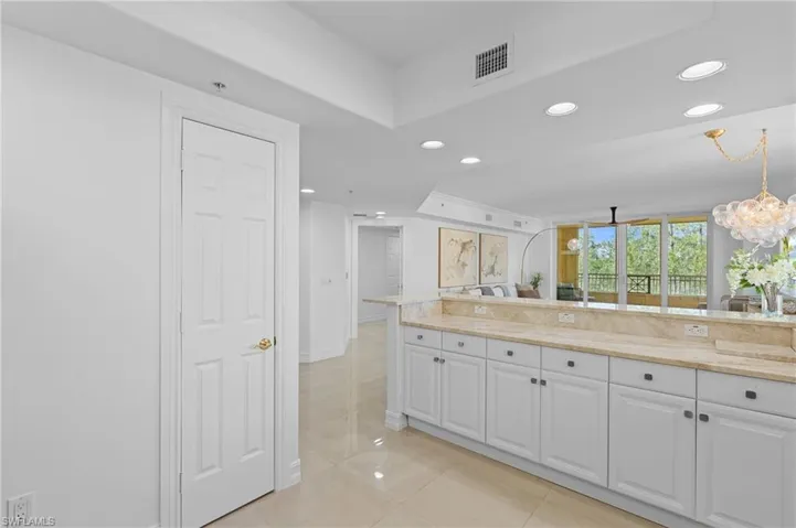 2738  Tiburon E BLVD, Naples, FL 34109